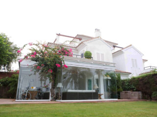 cristalera para jardín