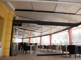 cortina cristal sin guia inferior