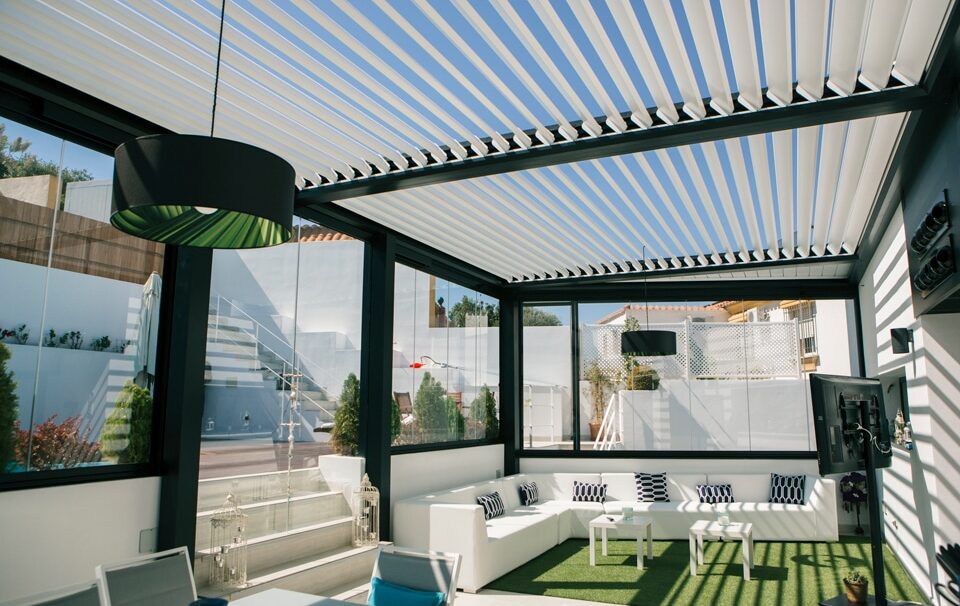 cortina de cristal con pergola