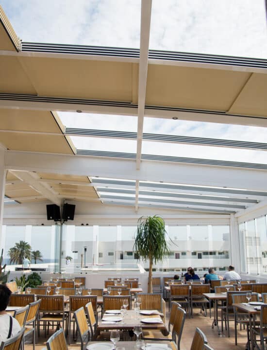 techo movil retractil panel sandwich