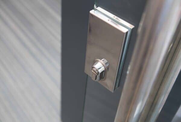 Rideau de verre coulissant