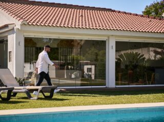 cortina de cristal deslizante abatible