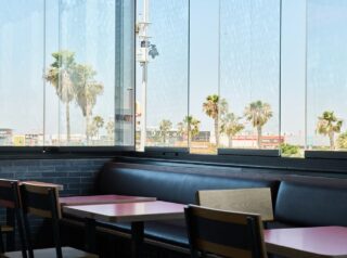 cortina de cristal deslizante abatible