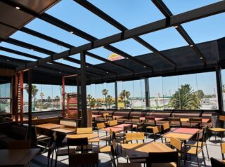 cortina de cristal deslizante abatible