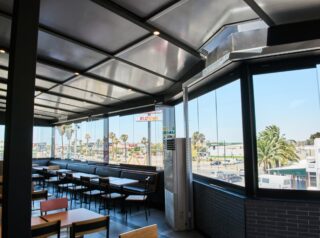 restaurante techo móvil