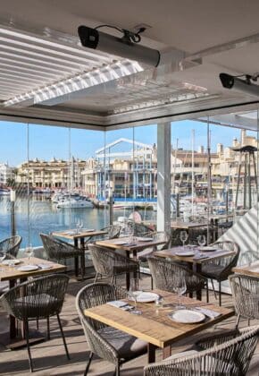 cerramiento de vidrio pérgola bioclimática