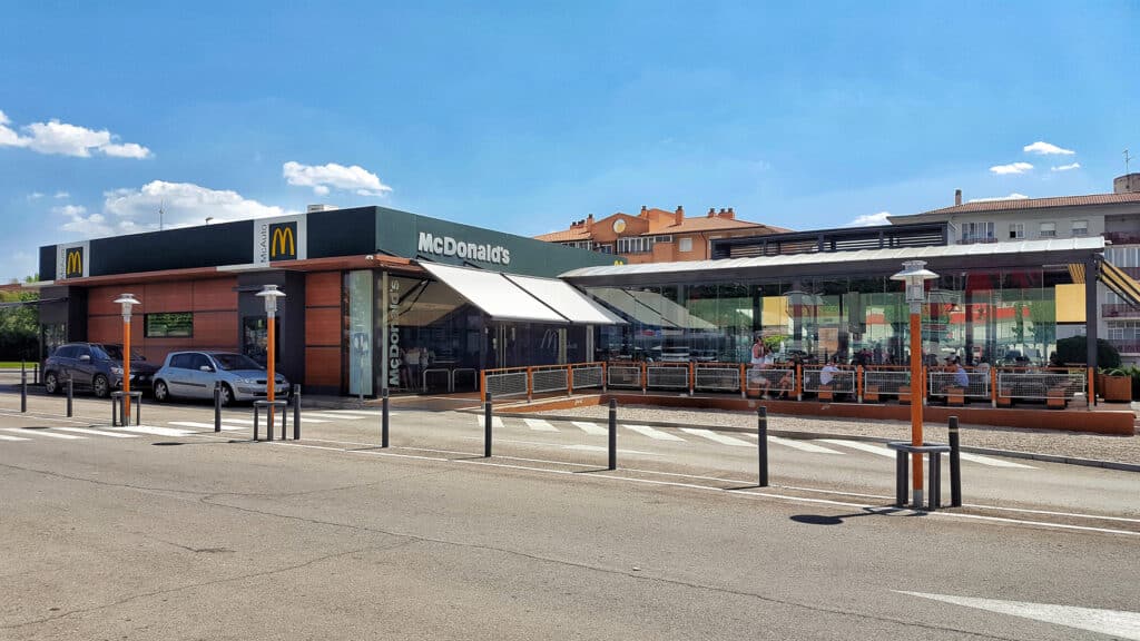 cristalera McDonald´s Teruel