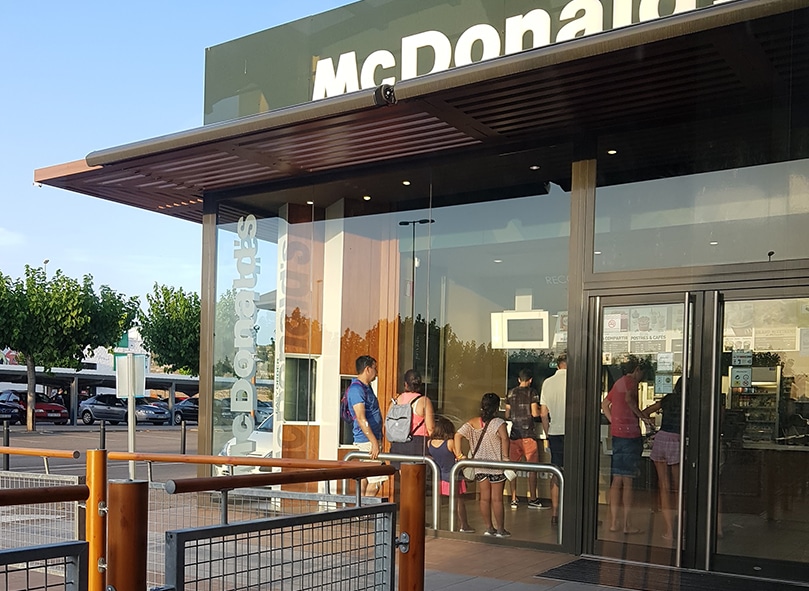 techo bioclimatico McDonald´s