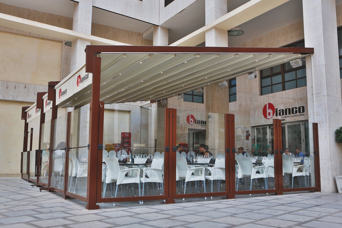 paraviento plebable terraza bar