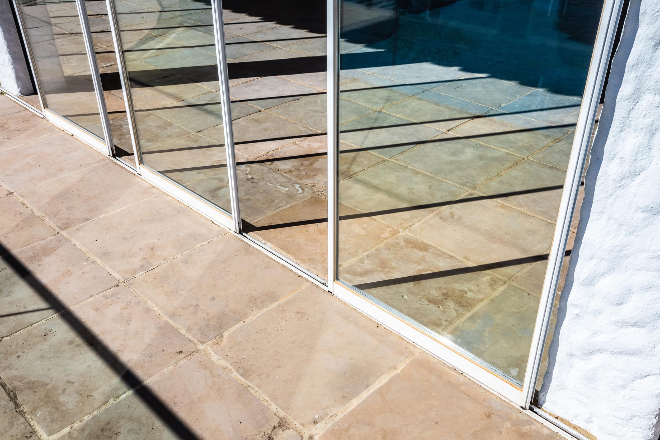 cortina de cristal con aislamiento termico