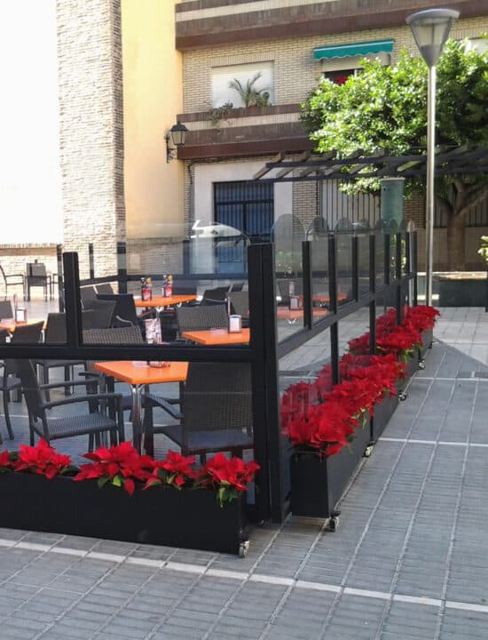 jardinera paravientos extensibles