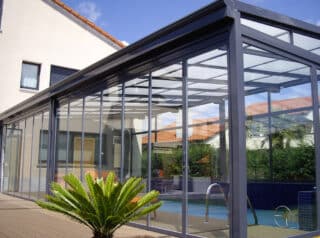 glass curtains with chamber