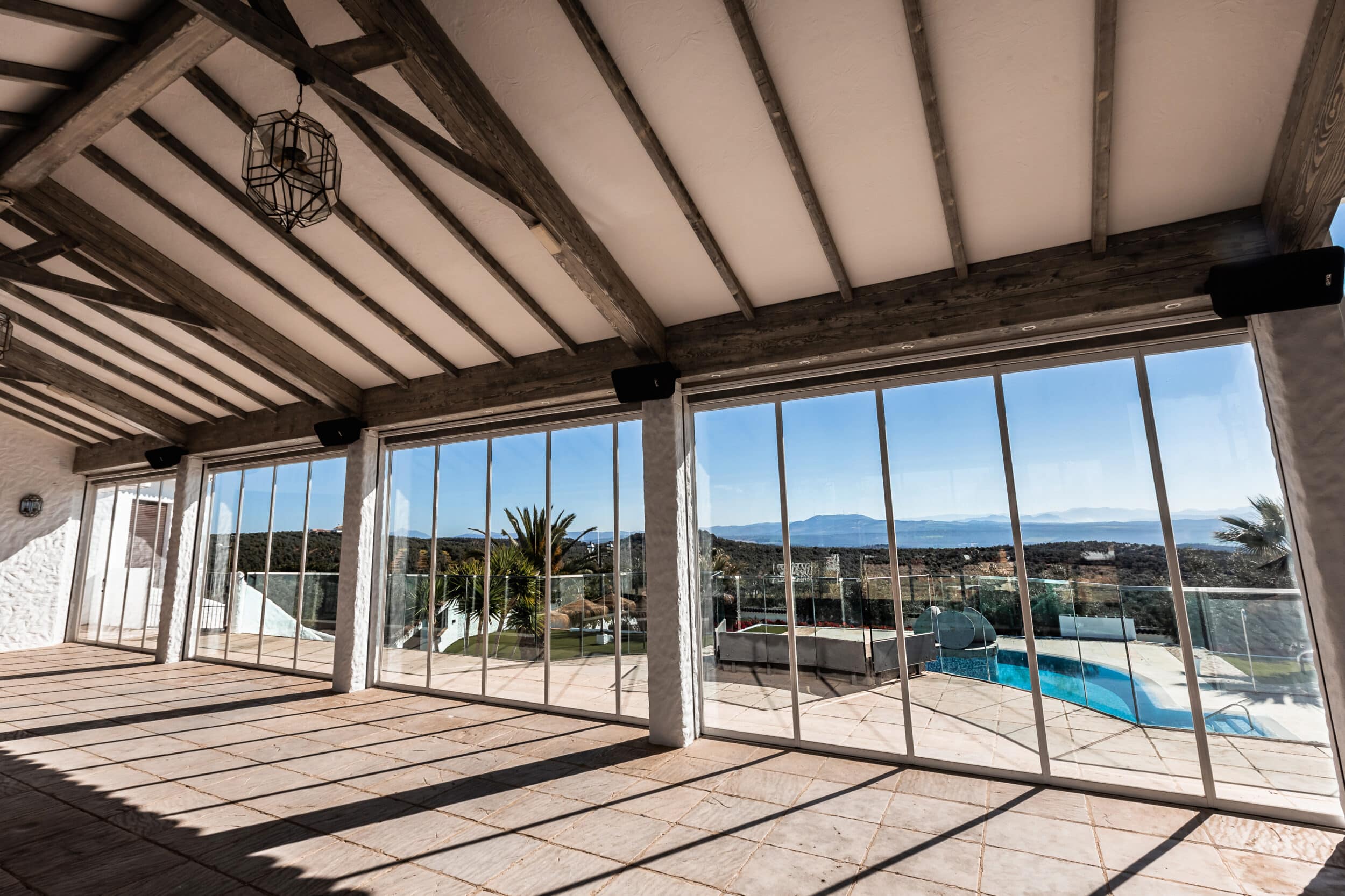 cortina de cristal con aislamiento termico