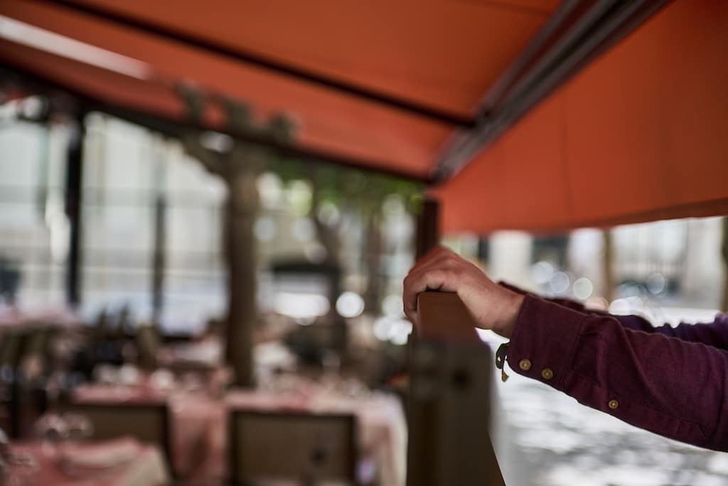 que son los paravientos para bares