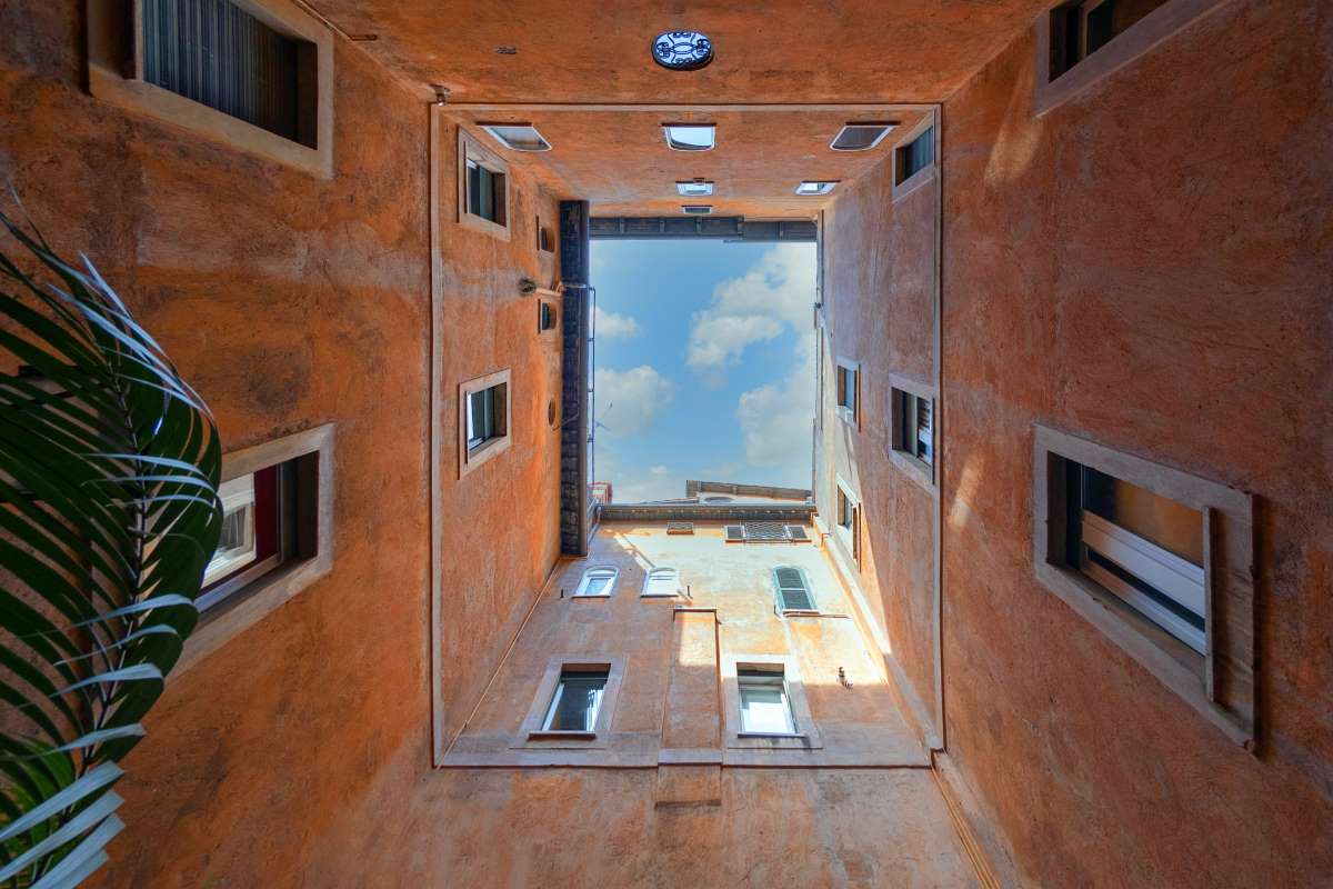 cerramiento patio de luces privado